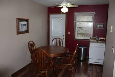 Dining Area of 1330 Bush Ave