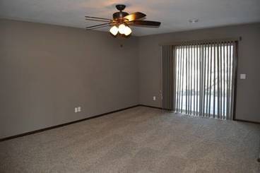 Family Room of 1004 Nash Ct