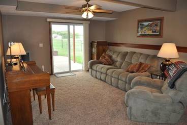 Family Room of 500 Pine Brooke Dr